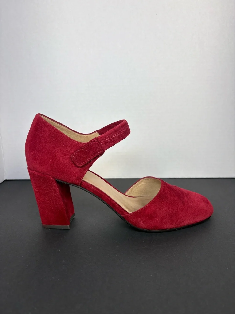 Mary Jane Block Heel Pumps in Burgundy red Suede 3 inch heel Size 8